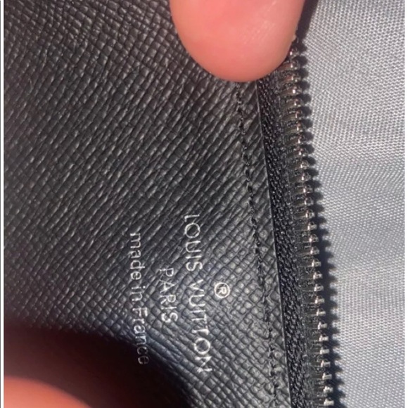 AUTH LOUIS VUITTON Damier Graphite Key CLES Pouch - Picture 5 of 8